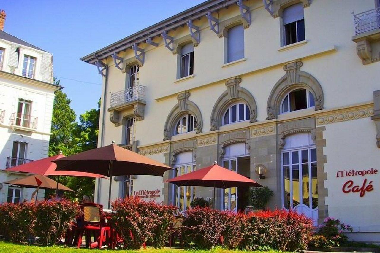 Garden & City Luxeuil Ex Le Metropole Et Les Thermes Ngoại thất bức ảnh