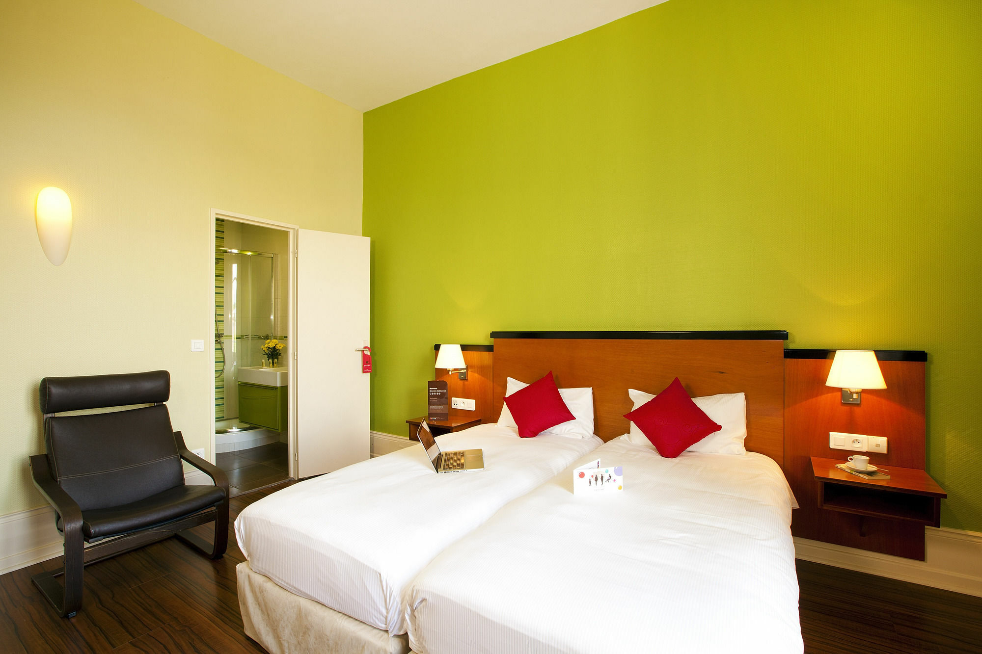 Garden & City Luxeuil Ex Le Metropole Et Les Thermes Ngoại thất bức ảnh