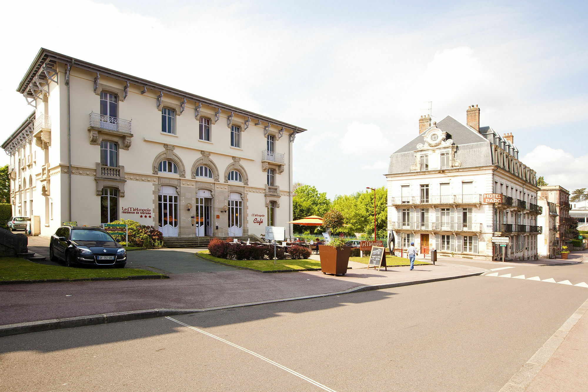 Garden & City Luxeuil Ex Le Metropole Et Les Thermes Ngoại thất bức ảnh